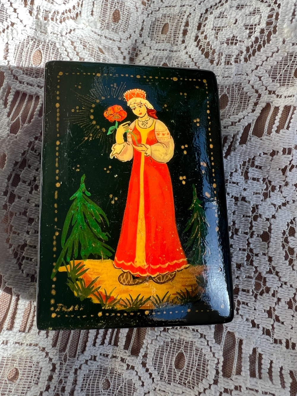 Vintage Russian lacquer box with women with flower